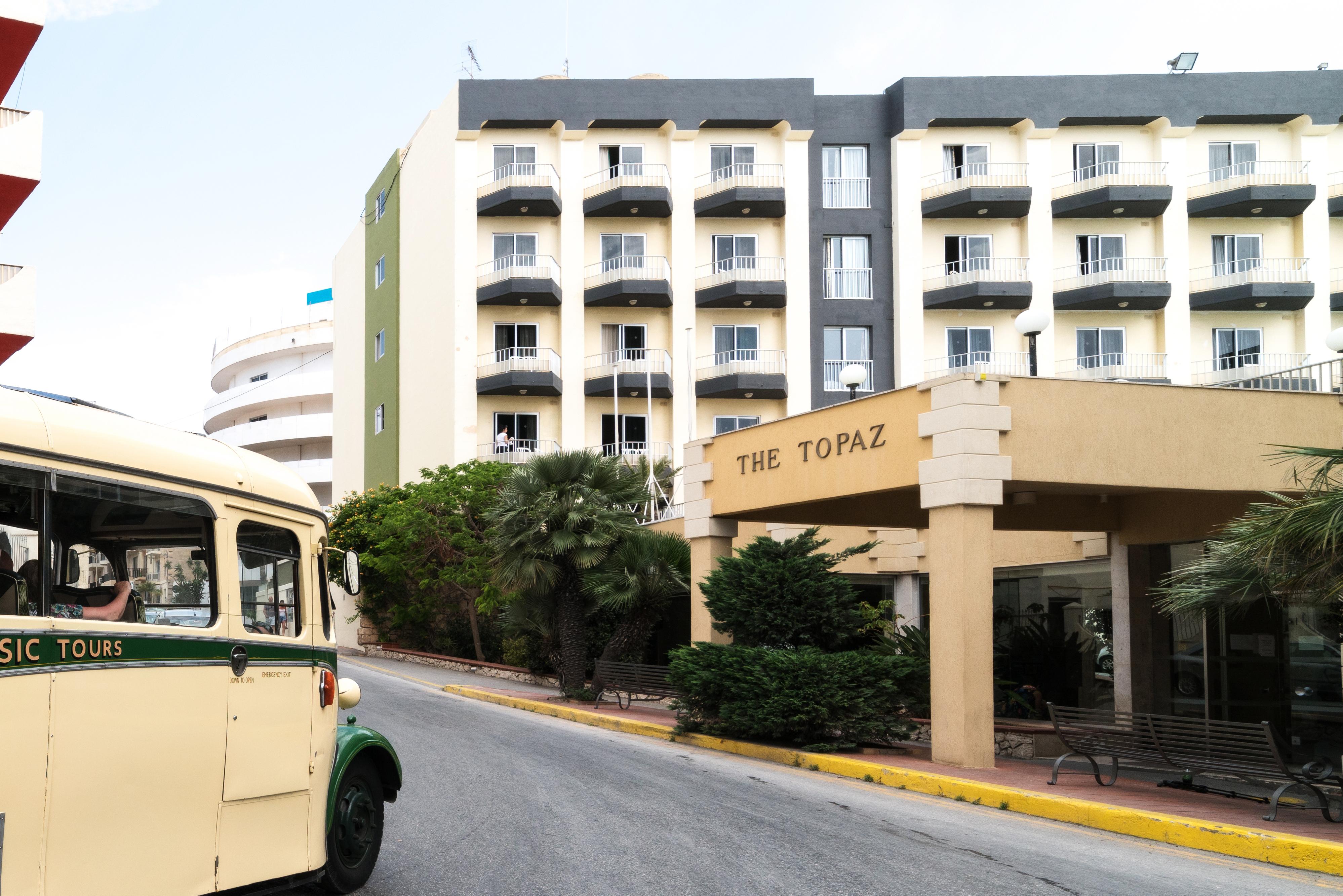 Topaz Hotel St. Paul's Bay Exterior photo