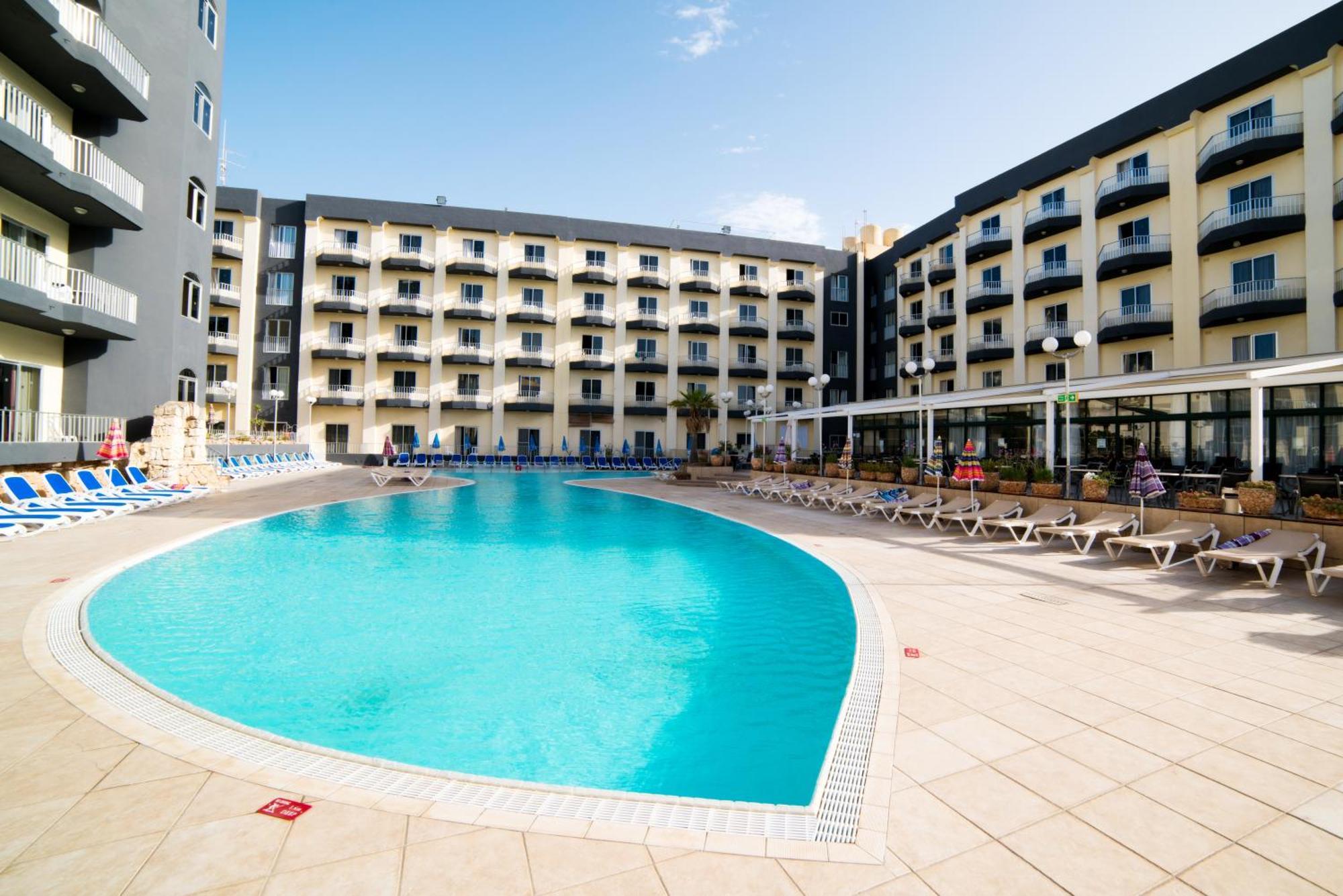 Topaz Hotel St. Paul's Bay Exterior photo